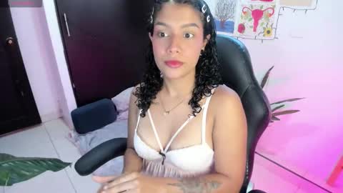 Lia Gomez online show from September 10, 2025, 10:54 pm