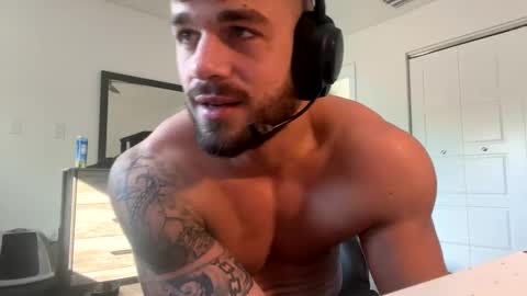 freakyfitking online show from December 3, 2024, 7:44 pm