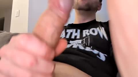 fred2132564158 online show from April 21, 2026, 4:08 am