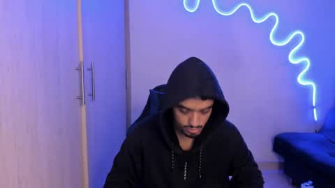 valeria online show from April 20, 2026, 12:19 pm