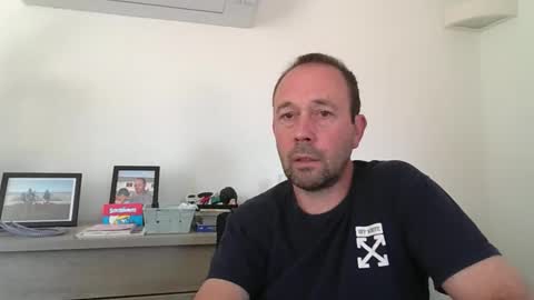 fredodu41 online show from May 9, 2026, 10:53 am