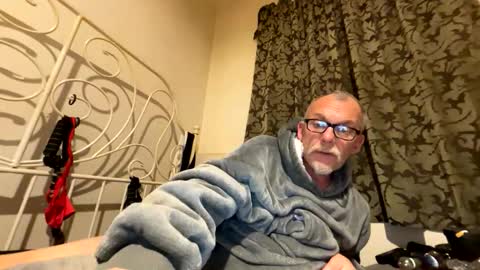 free4haul online show from November 23, 2025, 2:06 pm