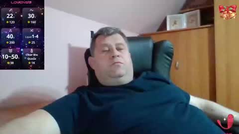 freeboy80180 online show from February 6, 2025, 4:03 pm