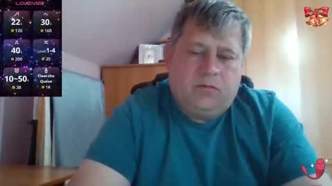 freeboy80180 online show from March 8, 2026, 7:56 am