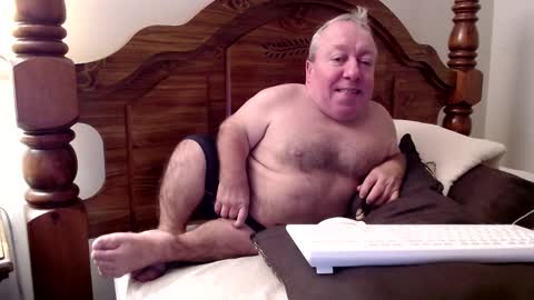 Cute Lil Man online show from October 2, 2025, 3:35 am