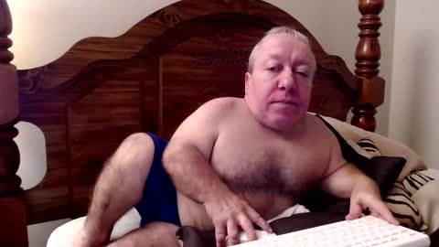 Cute Lil Man online show from October 7, 2025, 6:21 am