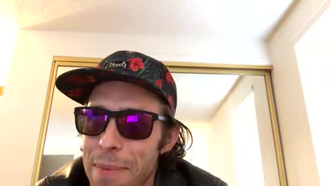 freeyourmind247 online show from December 4, 2024, 6:17 pm