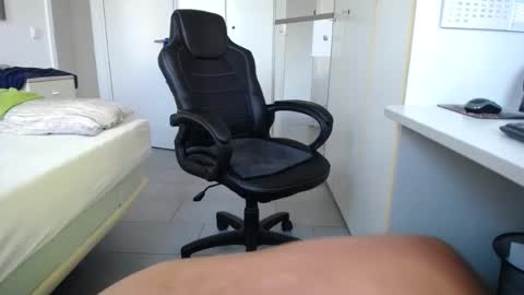 Walter Fischer online show from September 21, 2025, 5:42 am