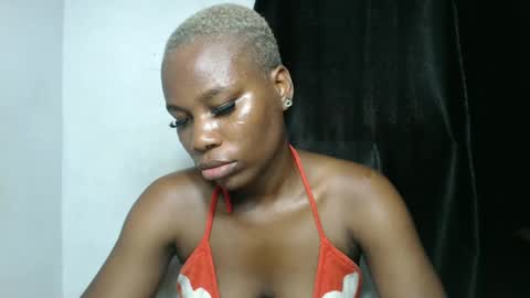 frekkymorelle online show from March 3, 2025, 12:16 pm