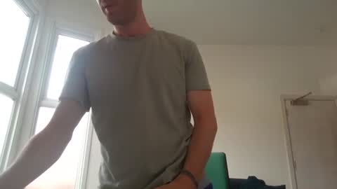 Snapshot of frenchbdmaninlondon chatting on June 14, 2026, 12:29 pm Horny Paul online show from June 14, 2026, 12:29 pm