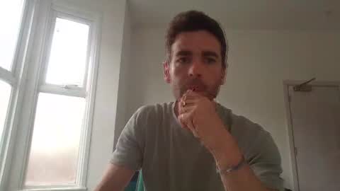 Snapshot of frenchbdmaninlondon chatting on June 29, 2026, 1:33 pm Horny Paul online show from June 29, 2026, 1:33 pm