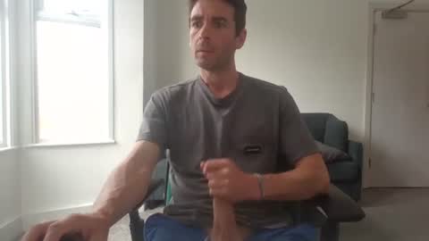 Snapshot of frenchbdmaninlondon chatting on July 1, 2026, 2:07 pm Horny Paul online show from July 1, 2026, 2:07 pm