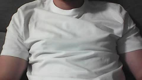 Snapshot of frencheeboy chatting on June 20, 2026, 12:36 am frencheeboy online show from June 20, 2026, 12:36 am