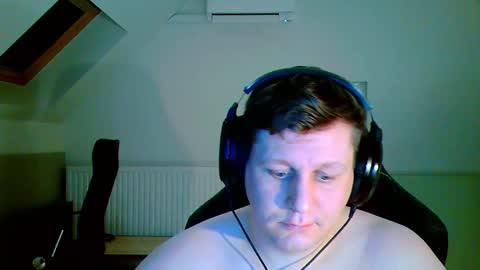 French fries online show from November 29, 2025, 7:06 pm