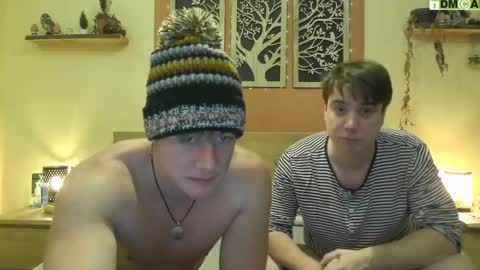 Snapshot of frenchhornybibs chatting on January 7, 2026, 8:55 pm French Horny Bibs online show from January 7, 2026, 8:55 pm