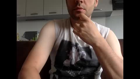 Snapshot of frenchy_from_paris chatting on May 31, 2026, 7:59 am frenchy_from_paris online show from May 31, 2026, 7:59 am