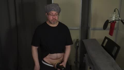 freqmoar online show from March 7, 2026, 3:31 pm