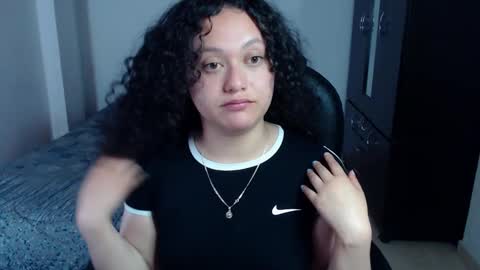 Louise  online show from December 4, 2024, 5:38 am