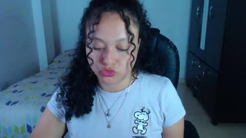 Louise  online show from February 22, 2026, 2:13 am