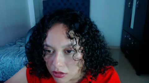 Louise  online show from April 10, 2026, 2:28 am