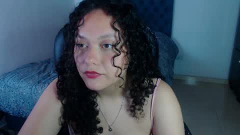 Snapshot of freud_x_louise1 chatting on June 2, 2026, 10:23 pm Louise online show from June 2, 2026, 10:23 pm