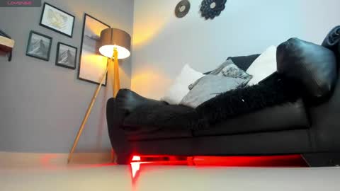 Freya online show from April 19, 2026, 1:54 pm