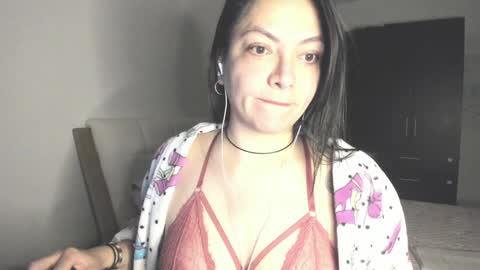 freya_shaik_ online show from December 3, 2024, 4:14 am