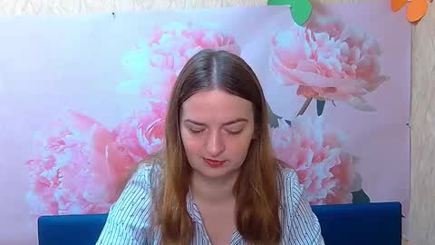 FreyaDak online show from September 14, 2025, 5:06 am