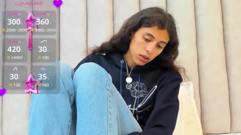 FREYA online show from February 25, 2025, 7:03 pm