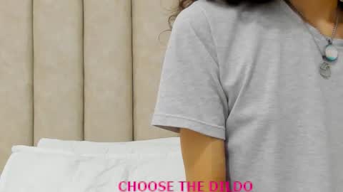 FREYA online show from September 10, 2025, 9:04 pm