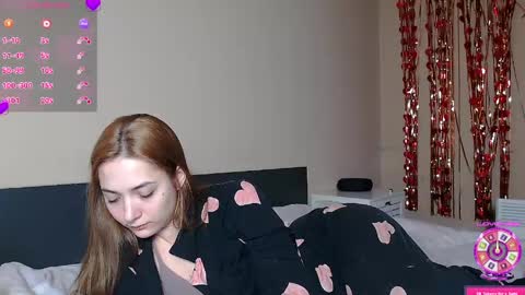 FreyaOliver online show from April 20, 2026, 9:38 pm