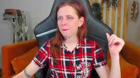 FreyaVeys online show from July 4, 2026, 5:08 pm