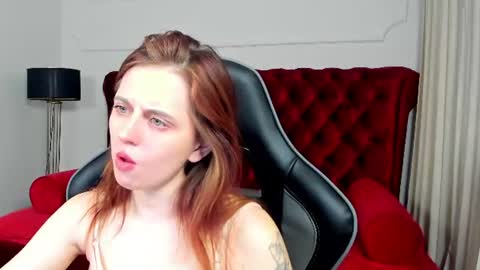 FreyaVeys online show from July 12, 2026, 5:42 am