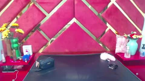 freyja_naugthy online show from February 5, 2025, 6:59 pm