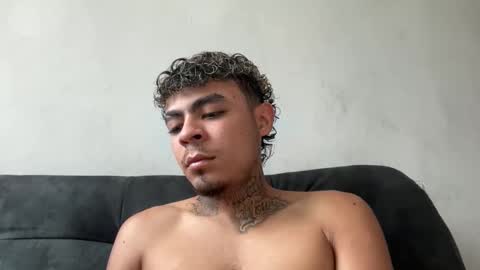 Snapshot of freyva_ chatting on December 2, 2025, 6:58 pm freyva_ online show from December 2, 2025, 6:58 pm