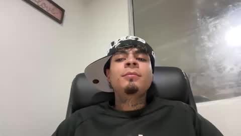 Snapshot of freyva_ chatting on December 20, 2025, 2:29 am freyva_ online show from December 20, 2025, 2:29 am