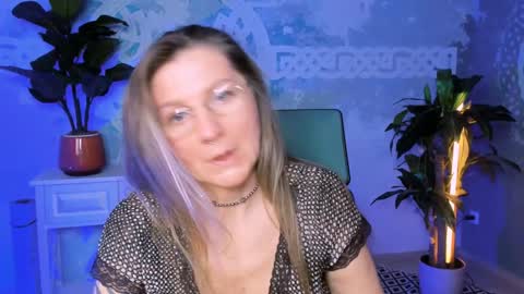 Frida Tander online show from January 18, 2025, 9:13 am