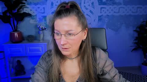 Frida Tander online show from February 1, 2025, 9:11 am