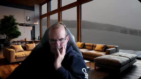 friendlykevn online show from January 9, 2025, 8:11 pm
