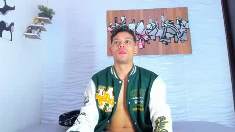 Adam y pitter online show from September 12, 2025, 12:16 pm