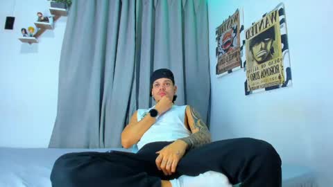 Adam y pitter online show from July 17, 2026, 1:23 am