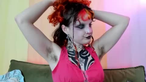 Snapshot of friskyflowers chatting on April 26, 2026, 11:13 pm cherry online show from April 26, 2026, 11:13 pm