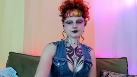 Snapshot of friskyflowers chatting on April 29, 2026, 1:10 am cherry online show from April 29, 2026, 1:10 am