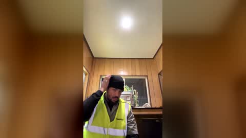 frkynsty online show from April 2, 2026, 3:37 am