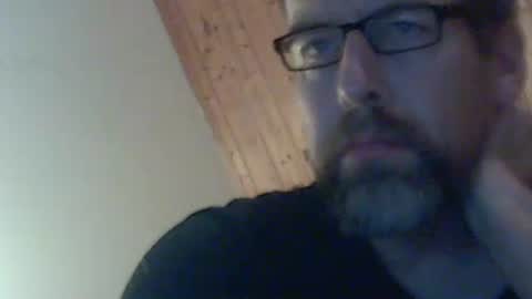 fromgermanywithlove1 online show from November 17, 2025, 8:25 pm