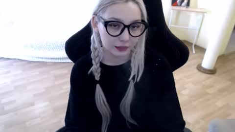 Lilith online show from February 17, 2025, 9:46 am