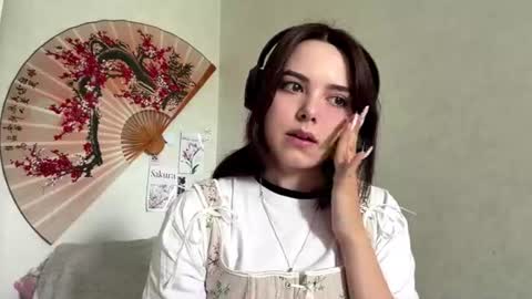 Emily online show from July 2, 2026, 7:14 am