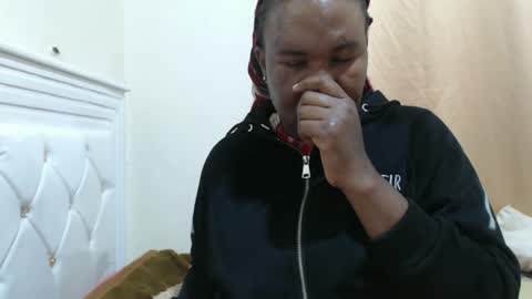 fruity28 online show from October 19, 2025, 11:22 am