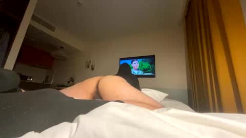 ftm_dream_slut online show from February 8, 2026, 9:18 pm