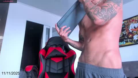 DEMONAELXX NEW ACCOUNT online show from November 12, 2025, 4:29 pm